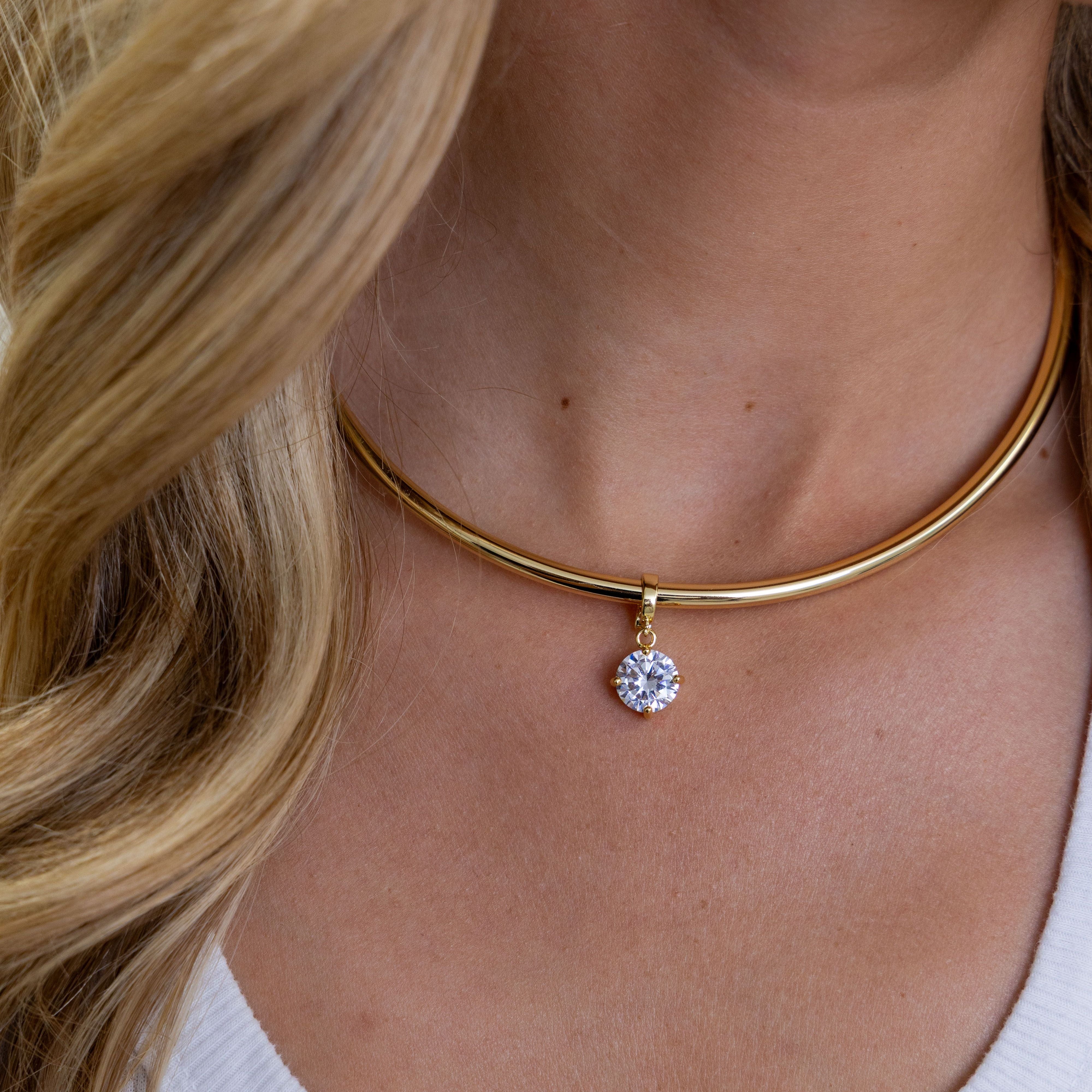 Round Cut Necklace Cuff