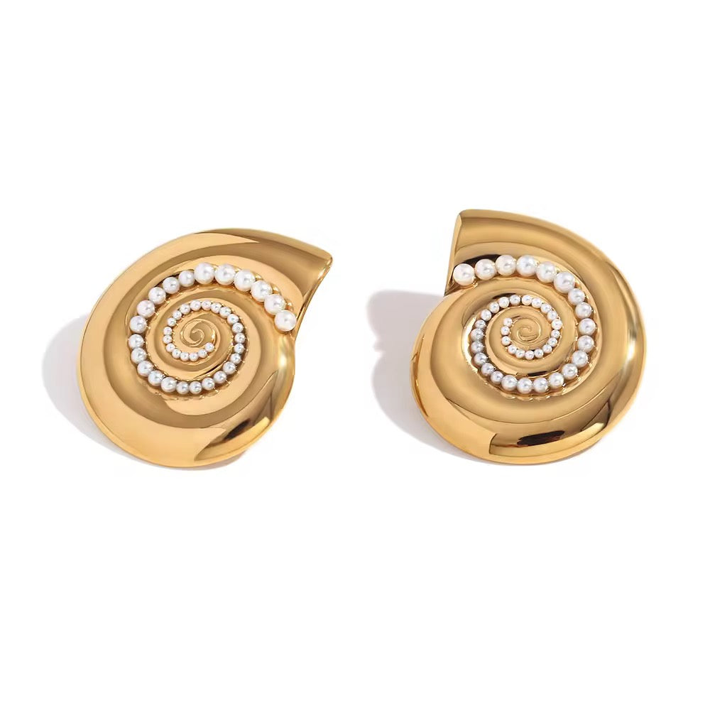 Ingrid Pearl Earring