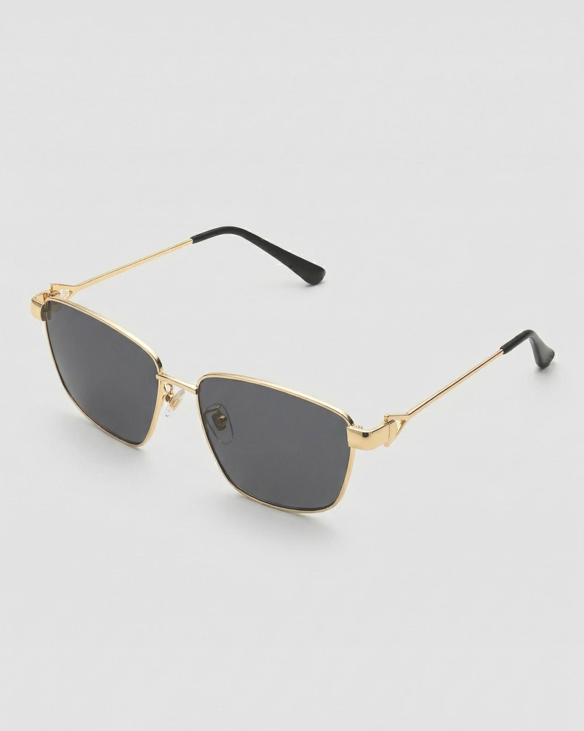 Cleo Sunglasses - Fifth and Ninth
