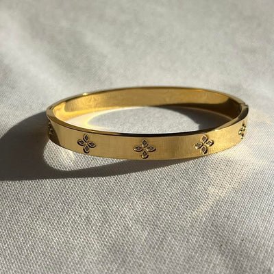Phoolika Floral Bracelet