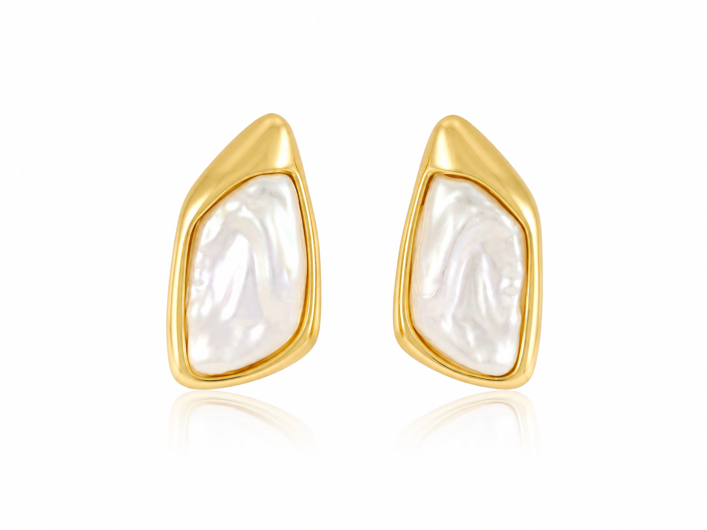 Elba Pearl Earrings
